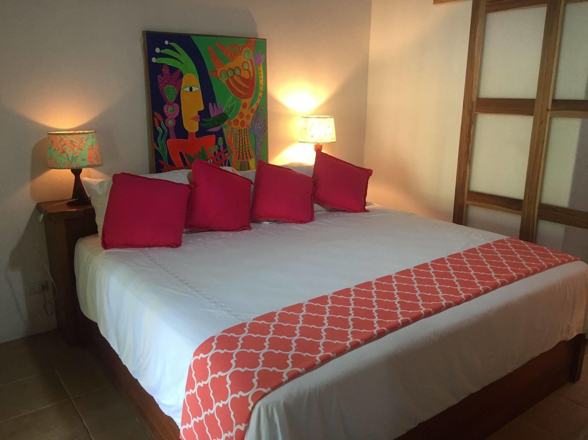 Magellan Boutique Hotel กาอุยตา ภายนอก รูปภาพ
